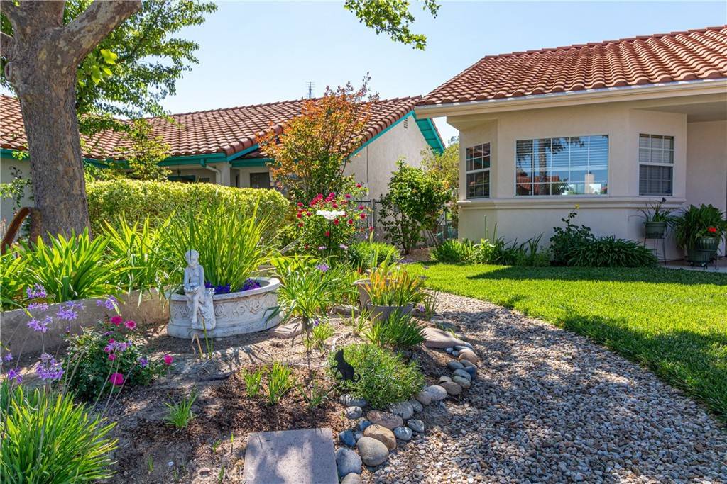 Paso Robles, CA 93446,925 Saint Ann DR