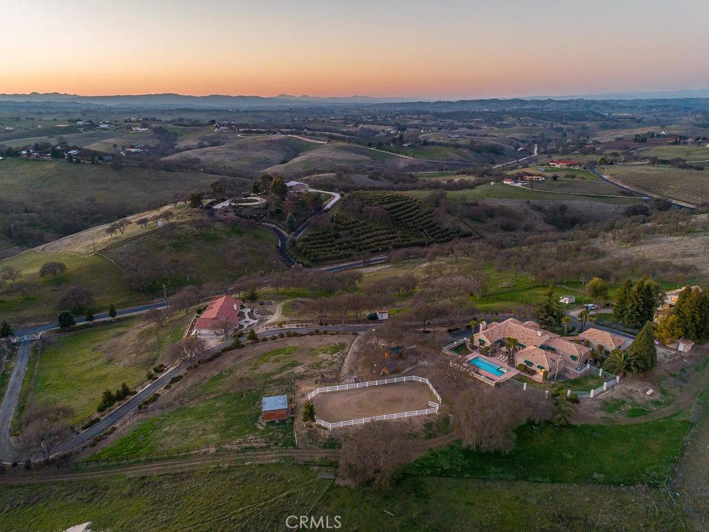 Creston, CA 93432,6275 Twin Canyon LN