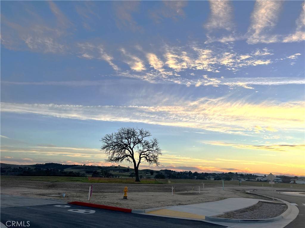 0 Wisteria LN Paso Robles, CA 93446
