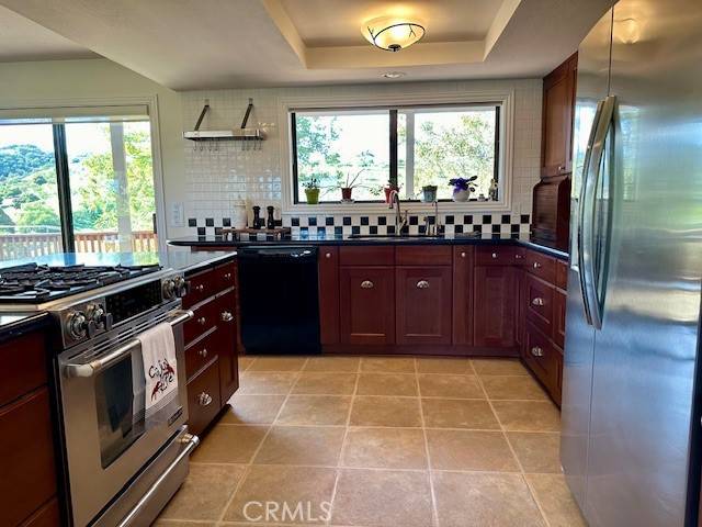 Paso Robles, CA 93446,33 15th ST