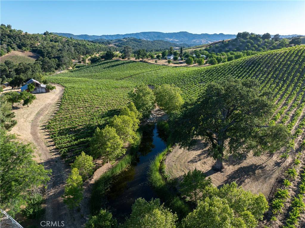 Paso Robles, CA 93446,9480 Chimney Rock RD