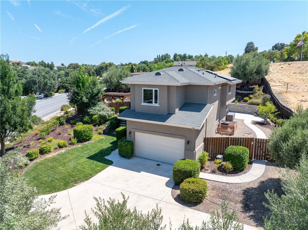 Paso Robles, CA 93446,420 Montebello Oaks DR