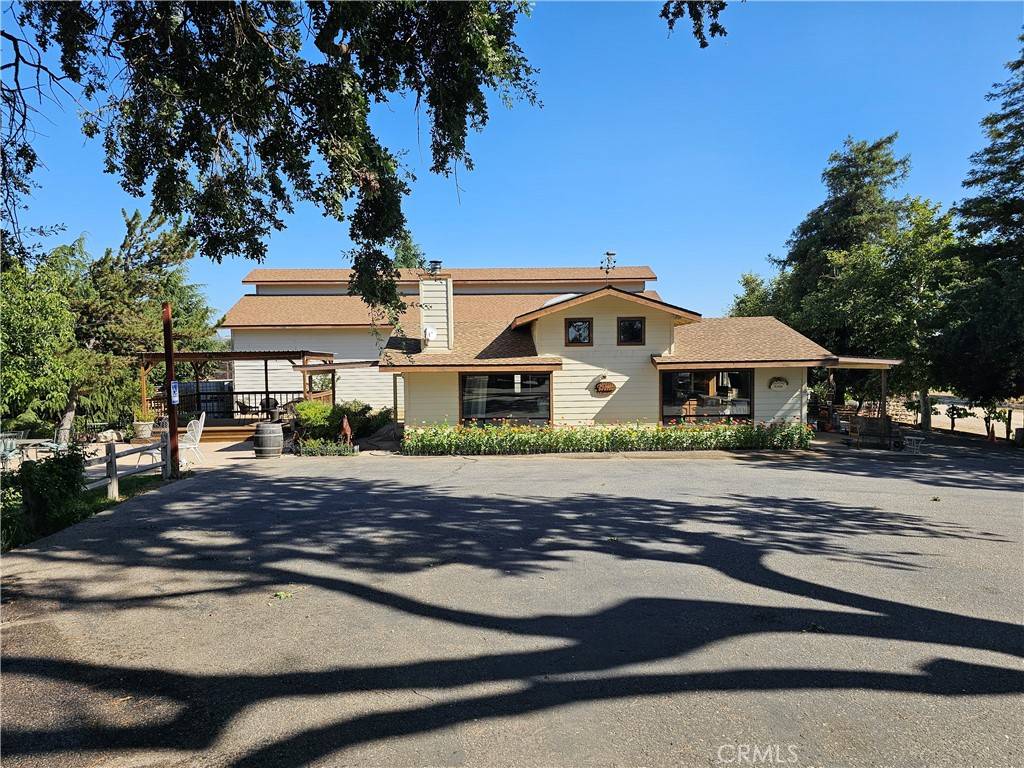 Paso Robles, CA 93446,2023 Twelve Oaks DR