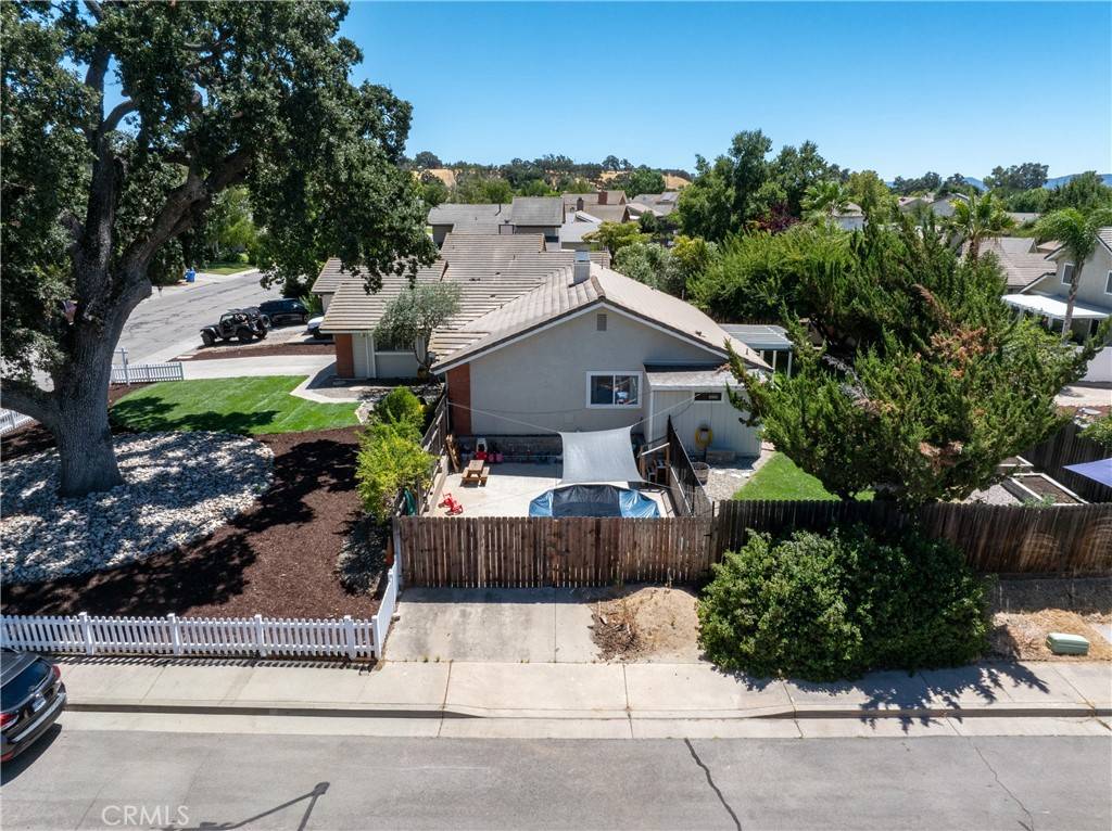 Paso Robles, CA 93446,1705 Creeksand LN