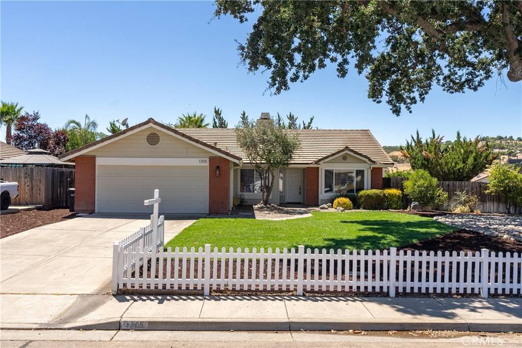 Paso Robles, CA 93446,1705 Creeksand LN