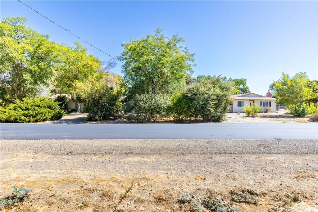 Paso Robles, CA 93446,390 Whitley Gardens DR