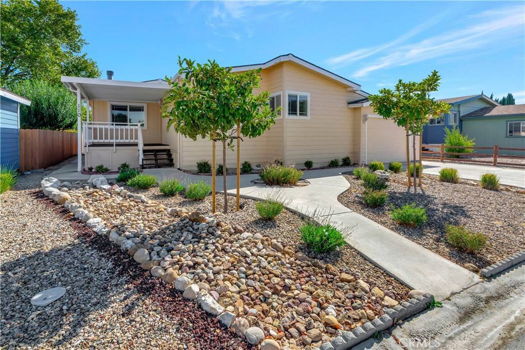 Templeton, CA 93465,1220 Bennett WAY #110