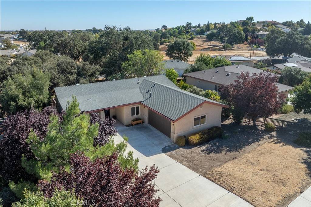 Paso Robles, CA 93446,425 Montebello Oaks Dr