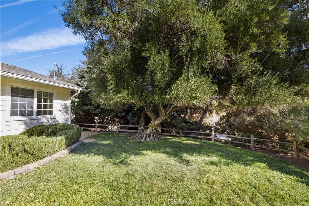 Paso Robles, CA 93446,6270 Wild Horse PL