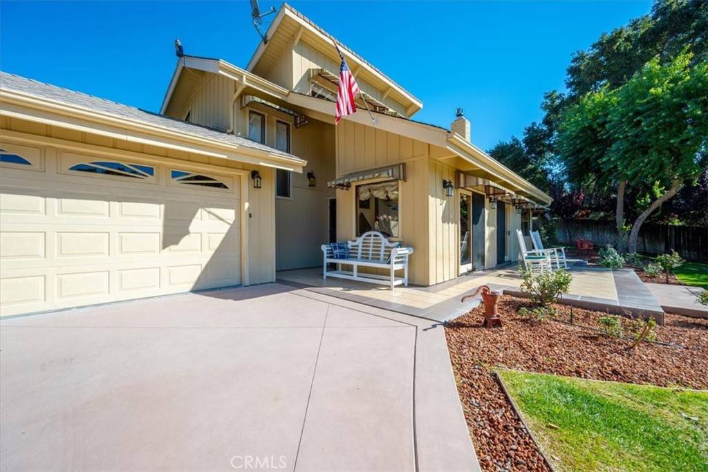 Atascadero, CA 93422,10325 Circle Oak DR