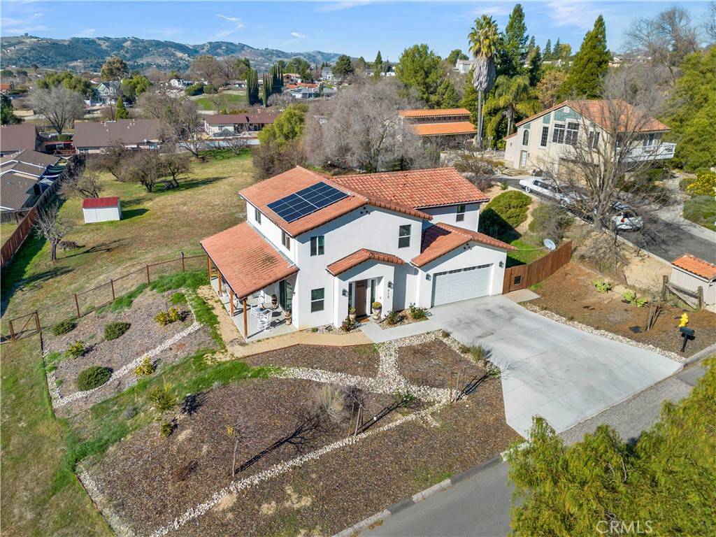 Paso Robles, CA 93446,715 Orchard DR