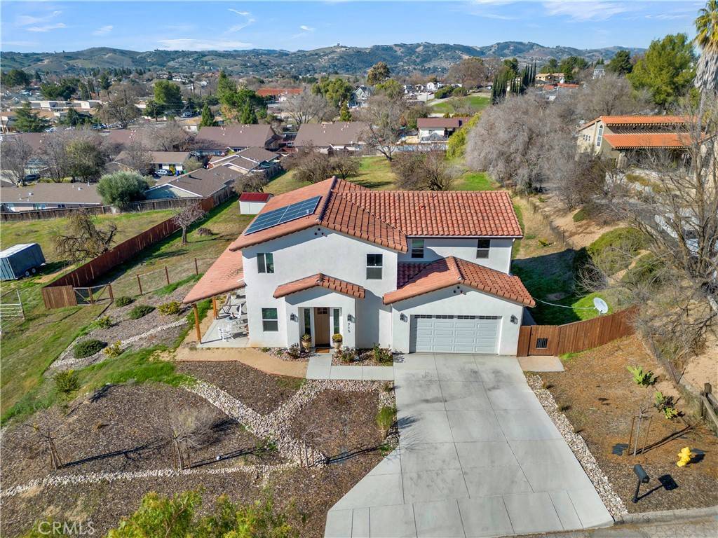 Paso Robles, CA 93446,715 Orchard DR