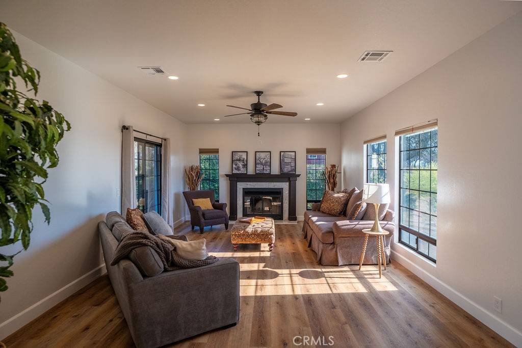 Paso Robles, CA 93446,6520 Long Hill PL