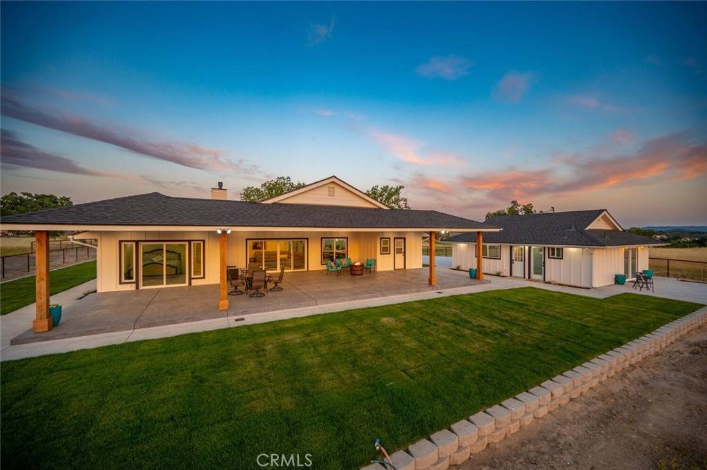 Paso Robles, CA 93446,1030 Pump Handle LN