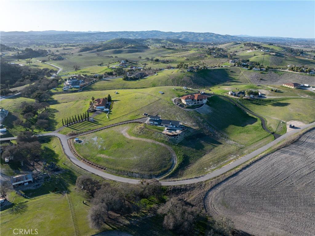 Templeton, CA 93465,210 Cook CT