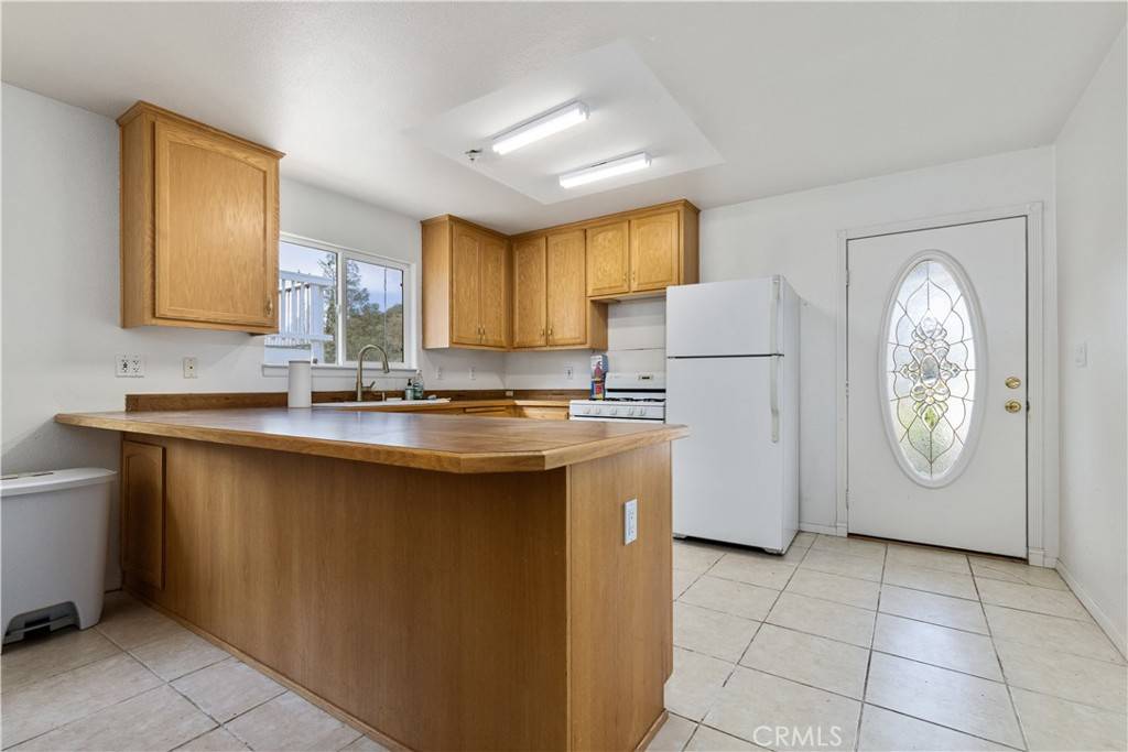 Paso Robles, CA 93446,5018 Bluebird LN