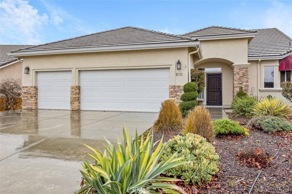 Paso Robles, CA 93446,810 Saint Andrews CIR