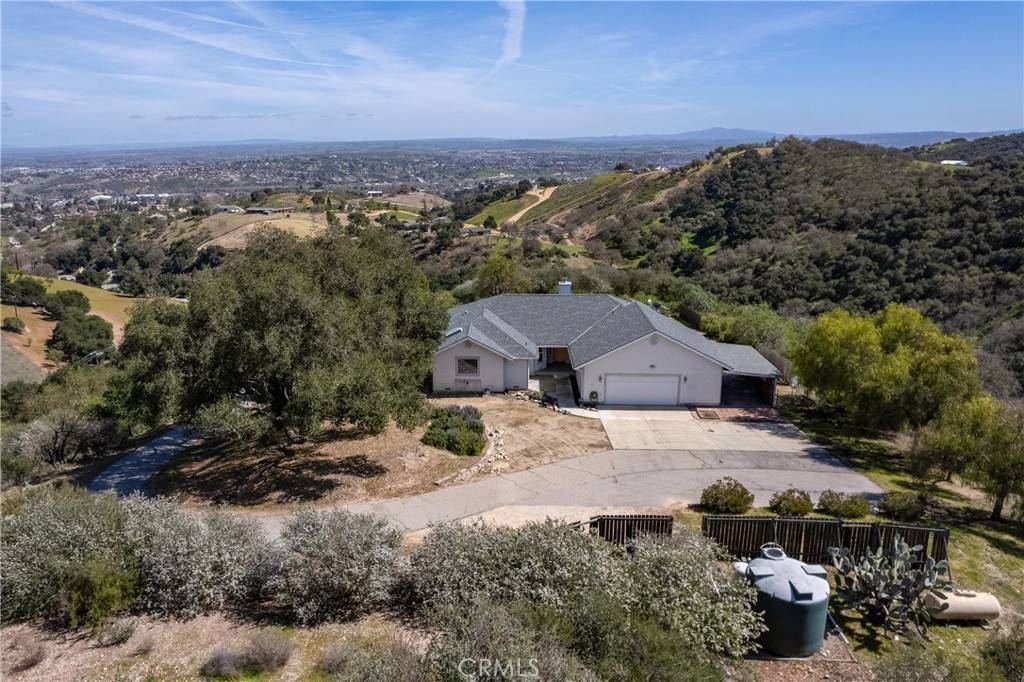 Paso Robles, CA 93446,1475 Trager Canyon RD