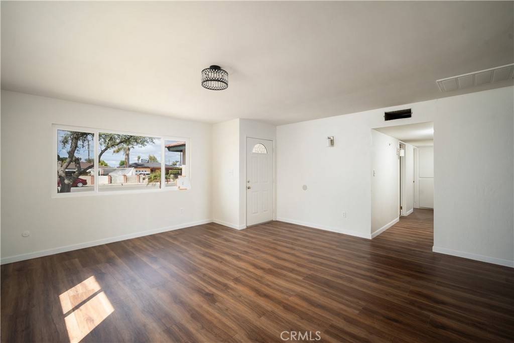Bakersfield, CA 93215,822 Dover PL