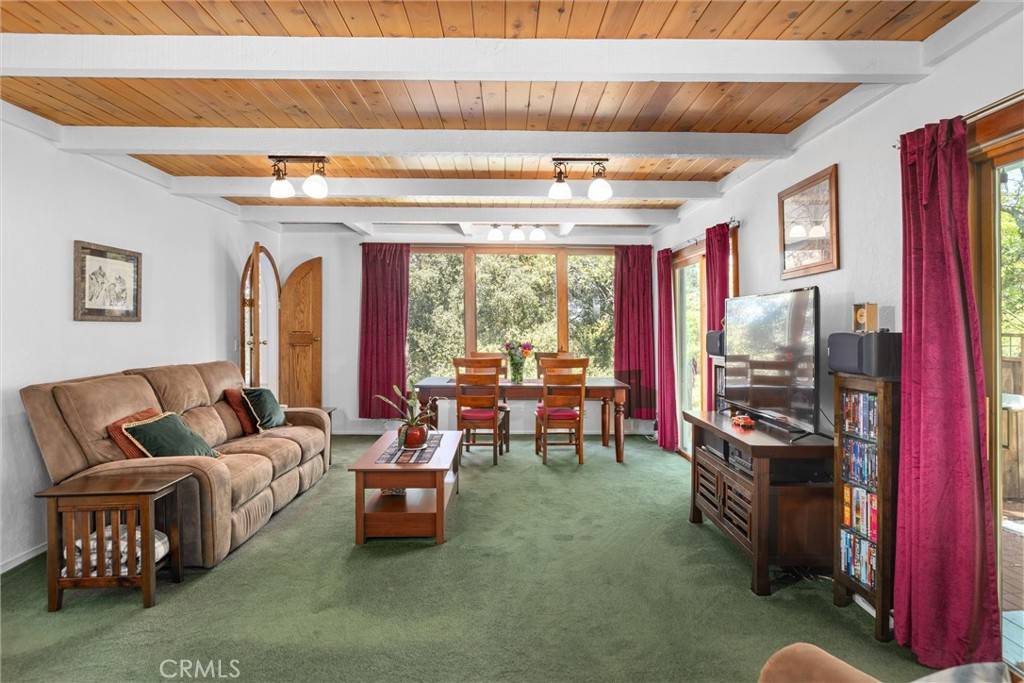 2015 Alturas RD Atascadero, CA 93422