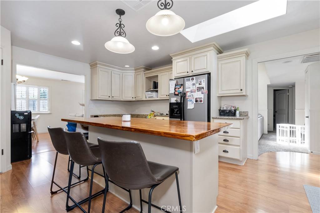 Paso Robles, CA 93446,3365 Oak Knoll DR