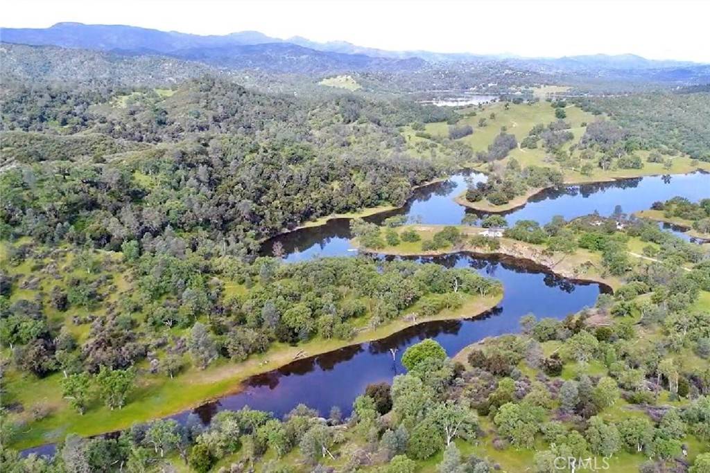 Paso Robles, CA 93446,0 Gateway DR