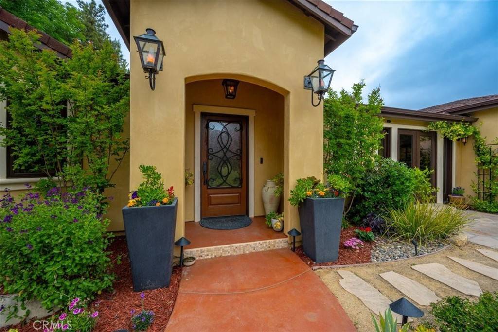 Paso Robles, CA 93446,5631 Lone Pine