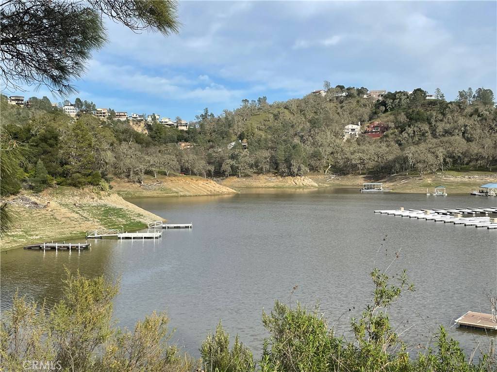 Bradley, CA 93426,2532 Anchor CIR