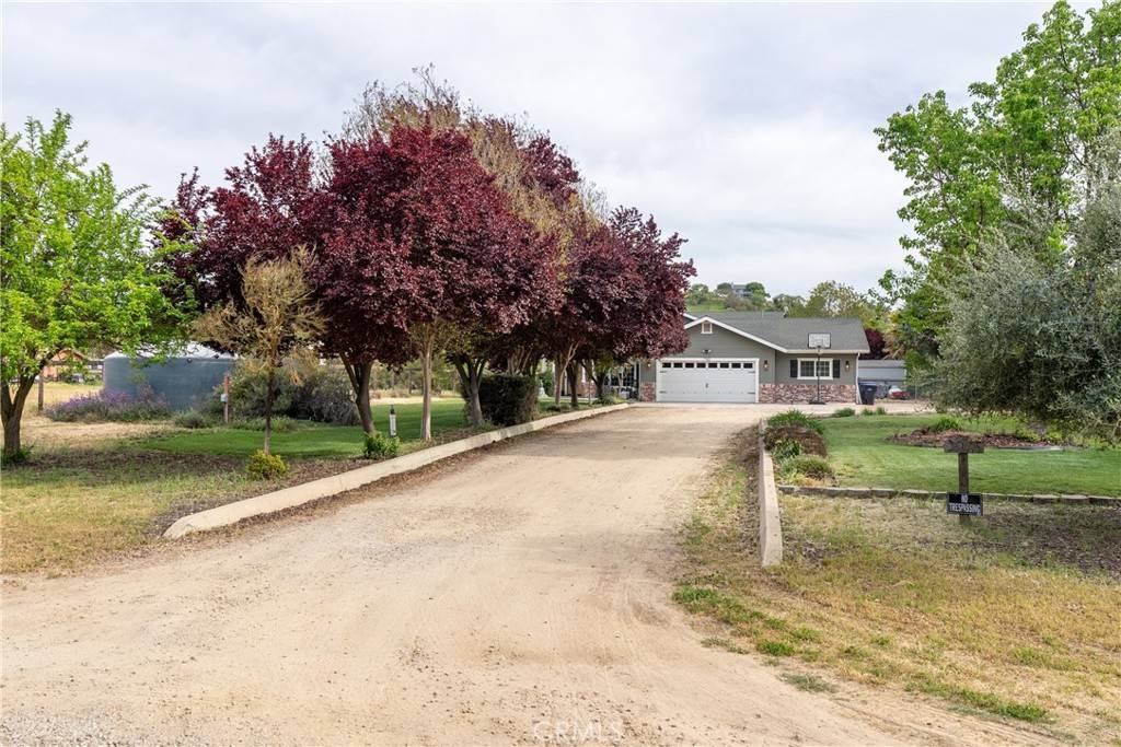 Paso Robles, CA 93446,7915 Whispering Trails PL