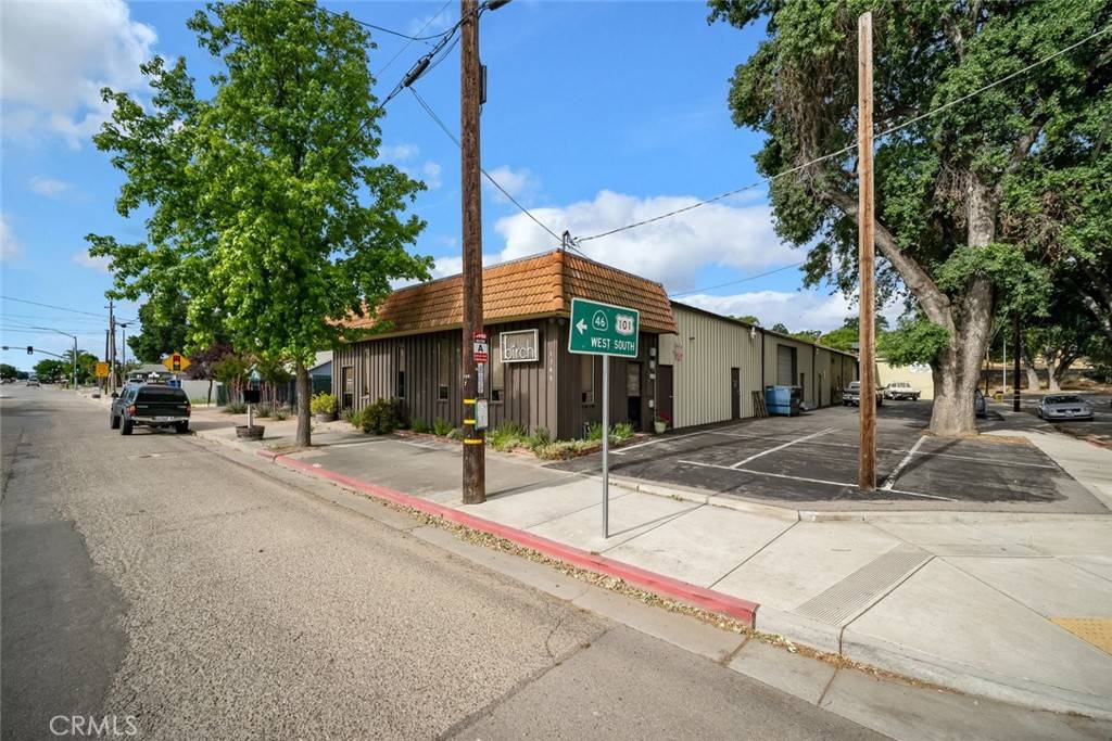 Paso Robles, CA 93446,1745 Riverside AVE #A
