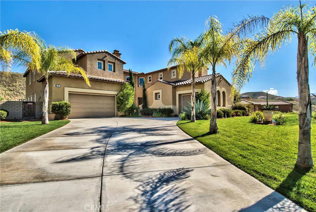 Riverside, CA 92503,15823 Skyridge DR
