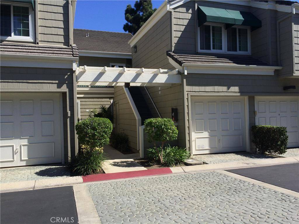 Huntington Beach, CA 92648,7282 Yellowtail DR #103