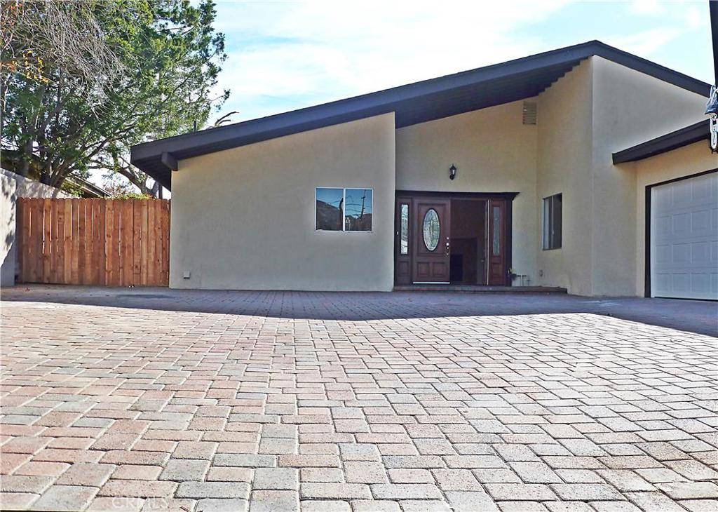 Sylmar, CA 91342,13488 Berg ST