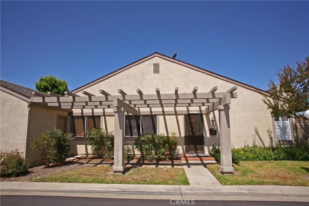 Tustin, CA 92780,17411 Via Lindo #14