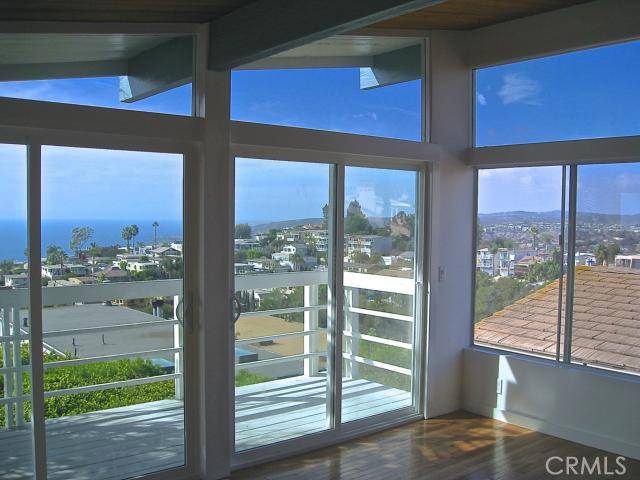 Laguna Beach, CA 92651,977 Acapulco ST