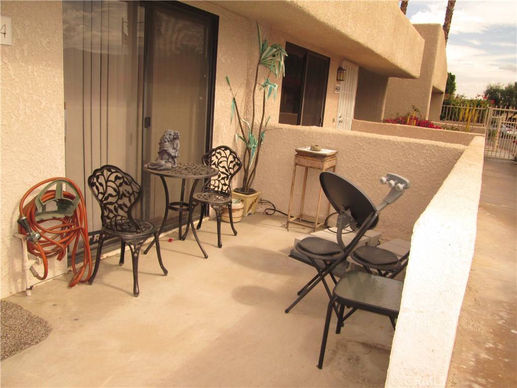 Rancho Mirage, CA 92270,34414 Laura WAY