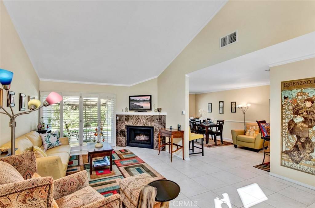 Costa Mesa, CA 92626,3433 Timber Lake