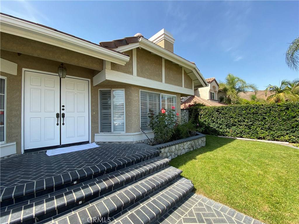 Yorba Linda, CA 92887,24290 Avenida De Marcia