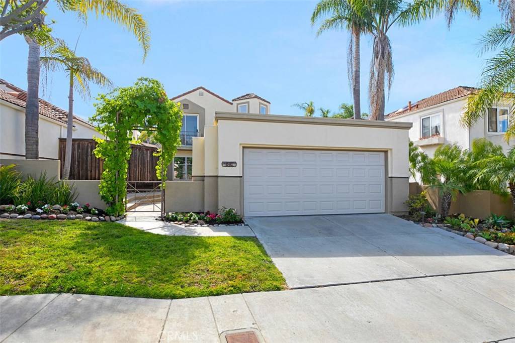 San Clemente, CA 92672,631 Via Umbroso