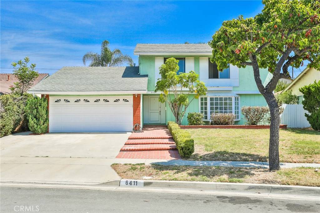 Huntington Beach, CA 92647,6411 Farinella DR