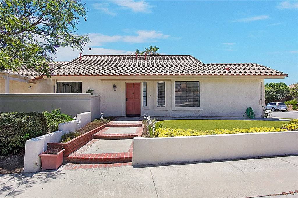 Rancho Santa Margarita, CA 92688,2 Via Joaquin