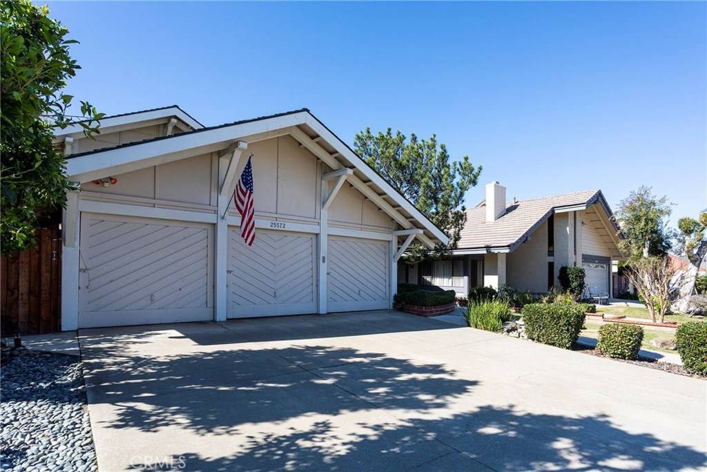 Lake Forest, CA 92630,25572 Loganberry Ln