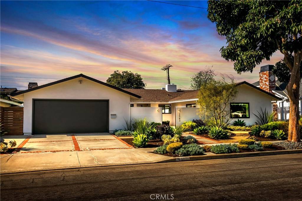 Costa Mesa, CA 92626,2983 Ceylon DR