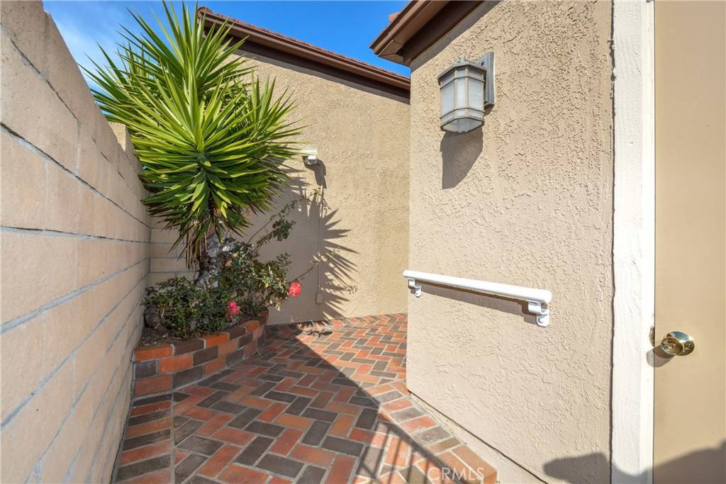 Dana Point, CA 92629,25571 Mainsail WAY #46