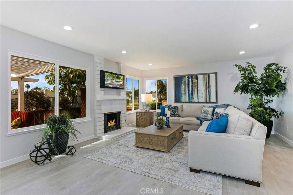 San Clemente, CA 92672,3403 Via Loro