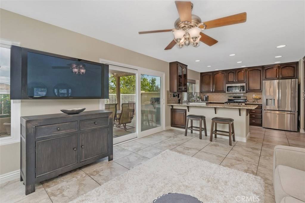 Rancho Santa Margarita, CA 92688,2 Regato