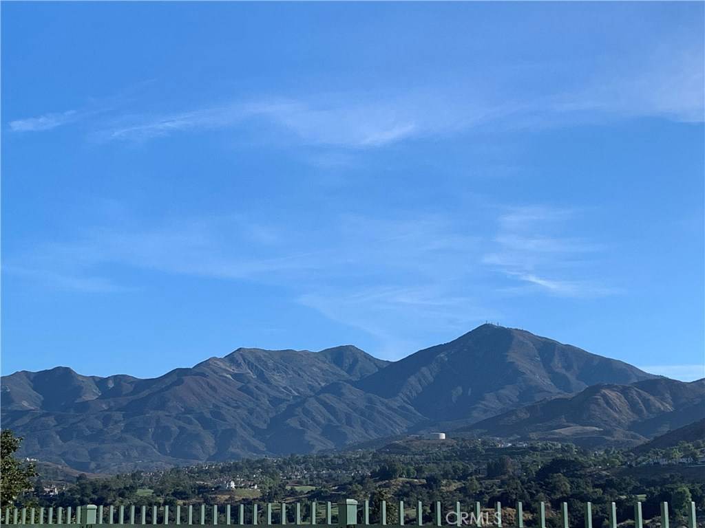 Rancho Santa Margarita, CA 92679,40 Barneburg