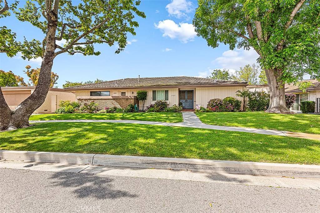 San Juan Capistrano, CA 92675,27625 Avenida Larga