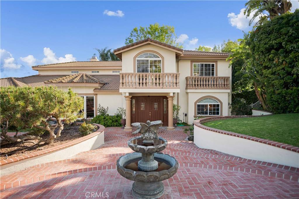 Yorba Linda, CA 92886,18982 Gordon LN