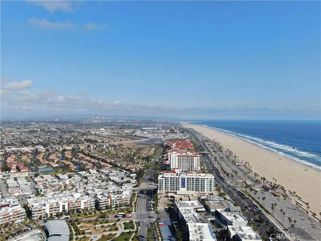 Huntington Beach, CA 92648,219 1st ST